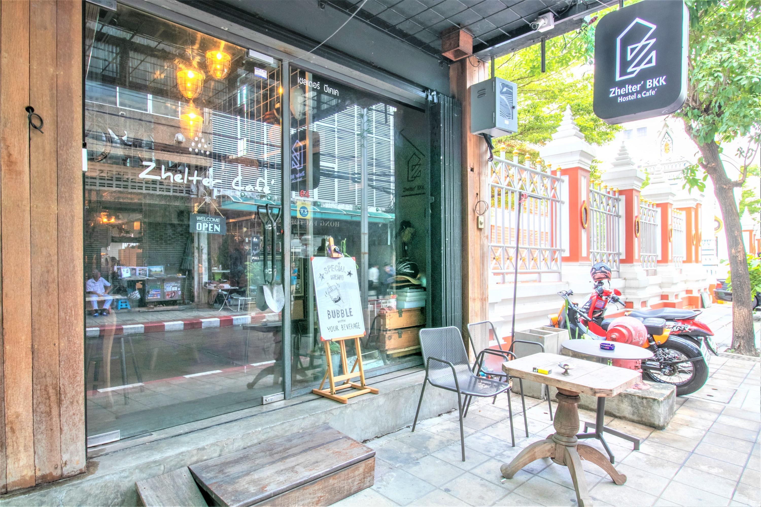 Hostel Zhelter’BKK Bangkok Exterior foto
